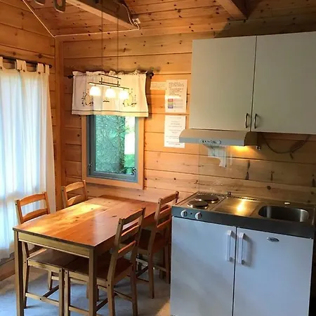 Mandalselva Laksehytter Marnardal