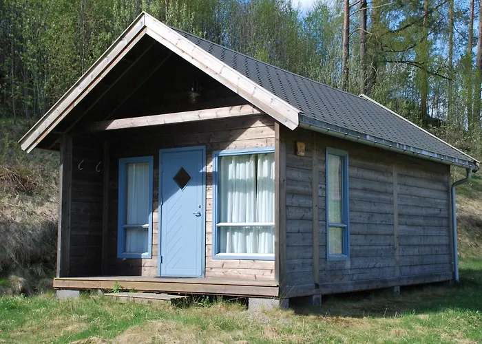 Mandalselva Laksehytter * Marnardal