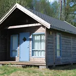 Mandalselva Laksehytter * Marnardal