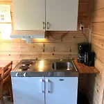 Mandalselva Laksehytter * Marnardal