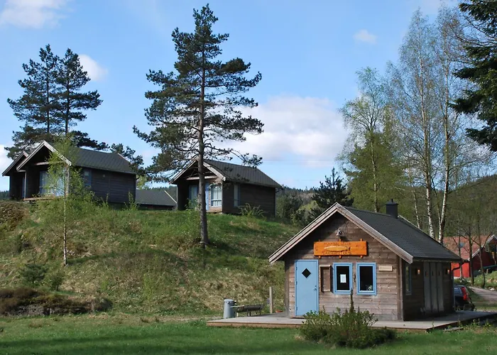 Mandalselva Laksehytter * Marnardal